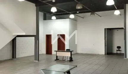 Anúncio de Locação: Salão Comercial em Localização Privilegiada - 172m²