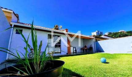 Casa térrea com 2 dormitórios à venda em Atibaia, SP