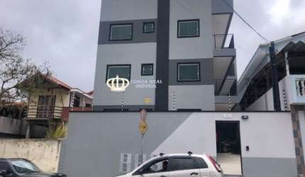 APARTAMENTO COM ELEVADOR