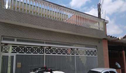 SOBRADO COM EDICULA NA PONTE RASA!