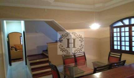 Sobrado com 3 dormitórios à venda, 150 m² por R$ 750.000,00 - Vila Tesouro - São José dos Campos/SP