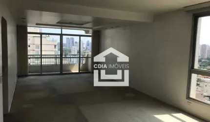 Cobertura a venda com 3 dormitórios sendo 1 suíte, 2 banheiros e 3 vagas vagas de garagem. Localizado no Brooklin.