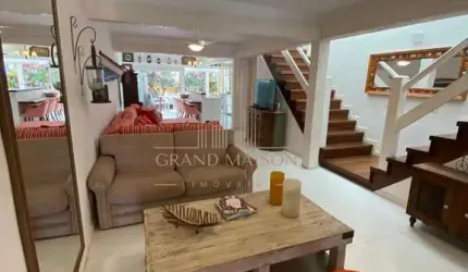 Casa a Venda Pé na Areia na Praia de  Gerirá  em Búzios