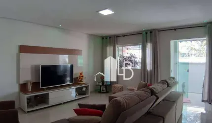Casa com 4 dormitórios à venda, 310 m² por R$ 1.500.000,00 - Jardim Veneza - Uberlândia/MG