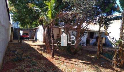 Casa com 3 dormitórios à venda, 360 m² por R$ 370.000,00 - Santa Mônica - Uberlândia/MG