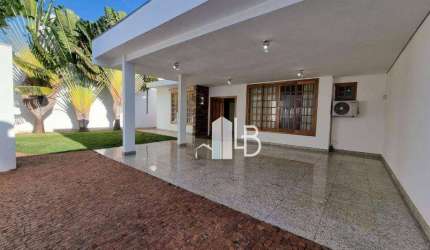Casa com 3 dormitórios à venda, 207 m² por R$ 1.250.000,00 - Jardim Karaíba - Uberlândia/MG