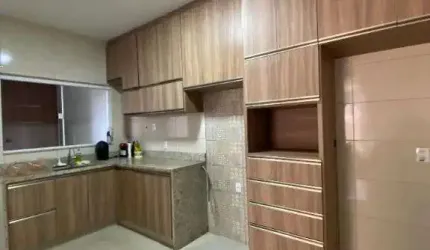 Casa com 3 dormitórios à venda, 168 m² por R$ 550.000,00 - Segismundo Pereira - Uberlândia/MG
