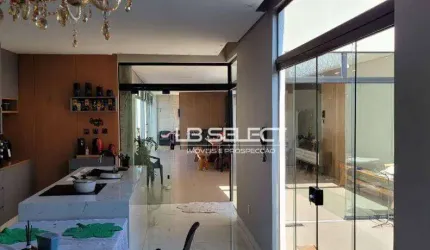 Casa no bairro Verde Vida com dois quartos (planejamento para três) e área gourmet.