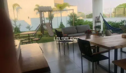 Casa no bairro Cidade Jardim com quatro suítes e ampla área gourmet.