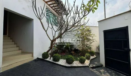 Casa com 3 dormitórios à venda, 286 m² por R$ 1.250.000,00 - Cidade Jardim - Uberlândia/MG