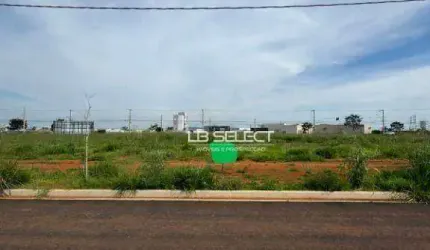Terreno no bairro Novo Mundo com 756 metros quadrados.