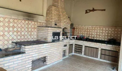 Casa no Cidade Jardim três quartos, suíte e área gourmet.