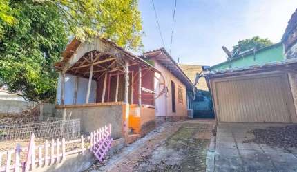 Casa com 4 quartos à venda na Rua Egon Frederico Becker, 156, Morro Santana, Porto Alegre por R$ 380.000