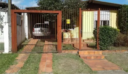 Casa com 3 quartos à venda na Rua Ledo Guimarães Mariante, 105, Jardim Leopoldina, Porto Alegre por R$ 350.000