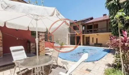 Casa com 4 quartos à venda na Rua Francisca Lechner, 343, Parque Santa Fé, Porto Alegre por R$ 650.000