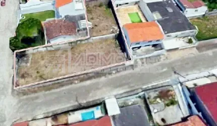 Terreno à venda no Jardim Atlântico, Florianópolis  por R$ 870.000