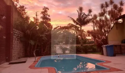 Casa com 4 quartos à venda no Saco Grande, Florianópolis  por R$ 2.600.000