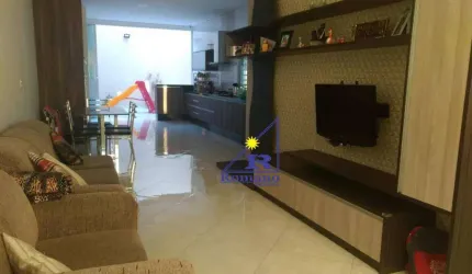 Sobrado com 3 dormitórios à venda, 220 m² por R$ 870.000,00 - Vila Ema - São Paulo/SP