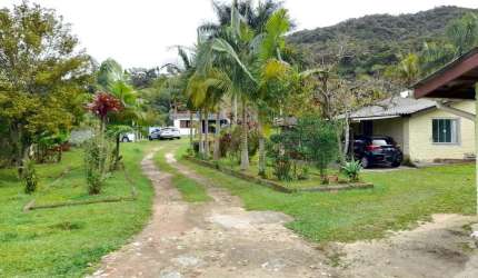 Sítio para Venda em Florianópolis, Sambaqui, 13 dormitórios, 7 banheiros