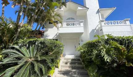 Casa para Venda em Florianópolis, Jurerê Internacional, 4 dormitórios, 3 suítes, 3 banheiros, 3 vagas