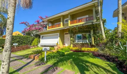 Casa para Venda em Florianópolis, Jurerê Internacional, 3 dormitórios, 3 suítes, 4 banheiros, 4 vagas