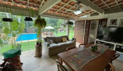 Casa com 4 quartos à venda na Avenida das Hortênsias, 0000, Albuquerque, Teresópolis por R$ 1.290.000