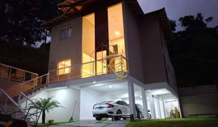 Casa em condomínio fechado com 3 quartos à venda na Estrada Retiro, 00, Bom Retiro, Teresópolis, 226 m2 por R$ 1.200.000