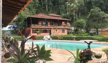 Chácara / sítio com 9 quartos à venda na Rua Nadir Veiga Castanheira, S/N, Três Córregos, Teresópolis, 750 m2 por R$ 1.400.000