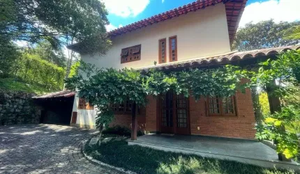 Casa em condomínio à venda no bairro Quebra Frascos- Teresópolis/RJ