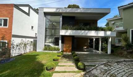 Casa em condomínio à venda em Vargem Grande- Teresópolis/RJ