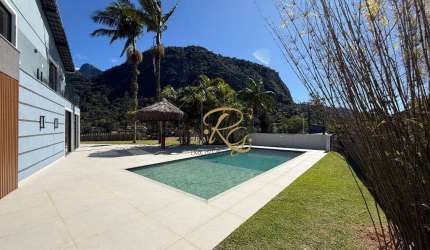 Casa em condomínio fechado com 4 quartos à venda na Rua Raul Pompéia, 294, Carlos Guinle, Teresópolis, 445 m2 por R$ 2.990.000