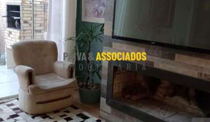 Casa em condomínio fechado com 3 quartos à venda na Vinte e Cinco de Julho, 755, Três Vendas, Pelotas por R$ 420.000