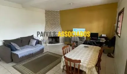 Casa com 3 quartos à venda na Doutor Francisco Ferreira Veloso, 1579, Três Vendas, Pelotas por R$ 382.000