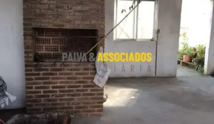 Casa com 2 quartos à venda na Brasil, 845, Fragata, Pelotas por R$ 220.000