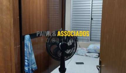 Apartamento com 2 quartos à venda na Giuseppe Garibaldi, 230, Centro, Pelotas por R$ 160.000