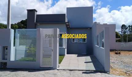 Casa com 2 quartos à venda na Tapes, 64, Laranjal, Pelotas por R$ 480.000