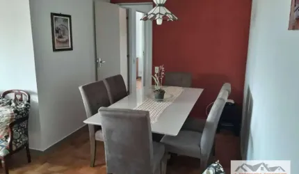 Apartamento no Centro em andar alto e vista livre para o Banhado