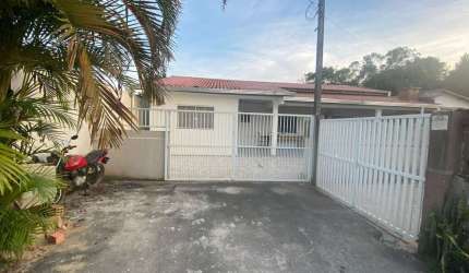 Casa para Locação em Matinhos, Rio da Onça, 2 dormitórios, 1 banheiro, 2 vagas