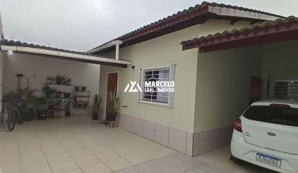 Vendo Casa de laje, solta com 3/4 sendo 01 suíte com closet, fogão a lenha, 03 v