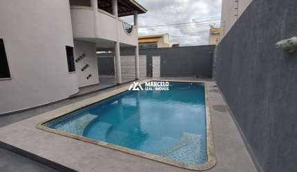 Vendo Casa de Alto padrão com 4/4 + dependência Completa + Piscina + terreno de