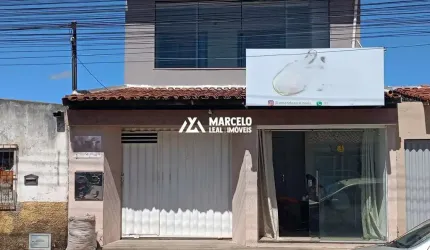 Casa à Venda em Vitória da Conquista: 5 Dormitórios, 02 Suites - R$430.000,00