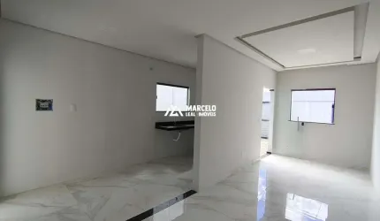 Vendo excelente casa 3 quartos sendo 1 suíte, sala, cozinha, banheiro social no