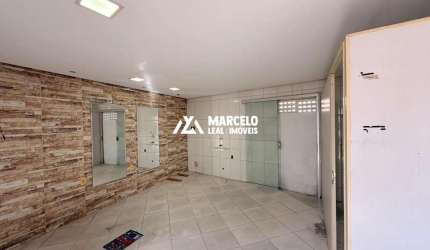 Alugo Salão Comercial com 30 m² na Morada dos Passaros I podendo ser usado pra d