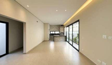 Casa em condomínio fechado com 3 quartos à venda no Parque Taquaral, Piracicaba  por R$ 890.000