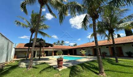 Casa em condomínio fechado com 3 quartos à venda no Campestre, Piracicaba  por R$ 950.000
