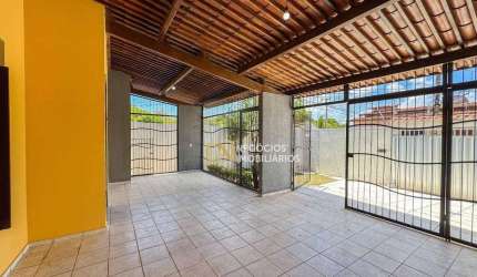 Casa com 4 dormitórios sendo 2 suítes à venda, 165 m² por R$ 360.000 - Nova Parnamirim - Parnamirim/RN