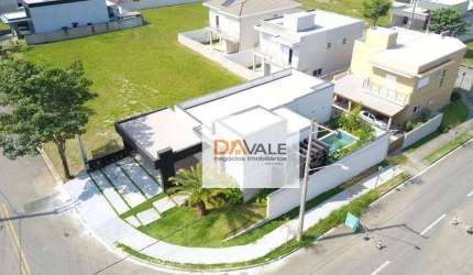 Casa à venda, 159 m² por R$ 1.350.000,00 - Condomínio Terras do Vale - Caçapava/SP