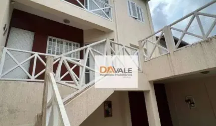 Lindo sobrado com 3 dormitórios próximo a Dutra