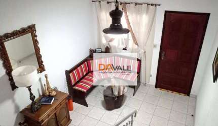 Sobrado à venda, 219 m² por R$ 650.000,00 - Vila Santos - Caçapava/SP