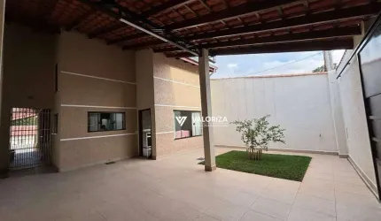 Casa com 3 dormitórios à venda, 174 m² por R$ 636.000,00 - Jardim Simus - Sorocaba/SP